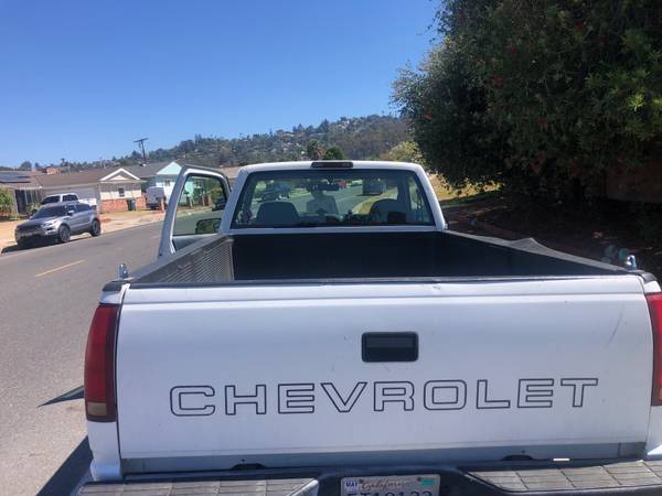 1998 Chevrolet Chevy VAN Base 3dr G3500 Cargo Van — photo 2