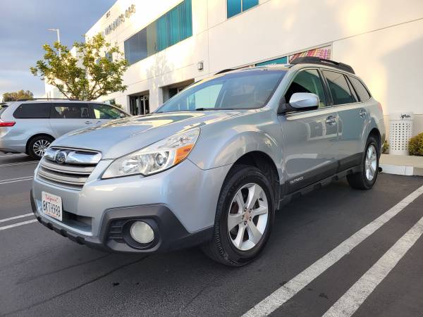2013 Subaru Outback 2.5i Premium — photo 4