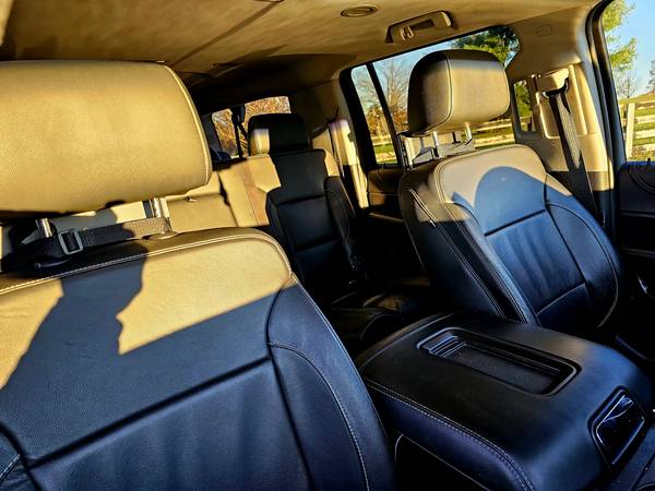 2018 Chevrolet Suberban Lt — photo 8