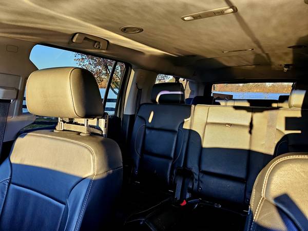 2018 Chevrolet Suberban Lt — photo 10