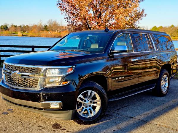 2018 Chevrolet Suberban Lt — photo 1