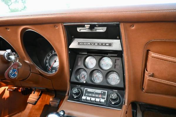 1973 Chevrolet Corvette Coupe — photo 12