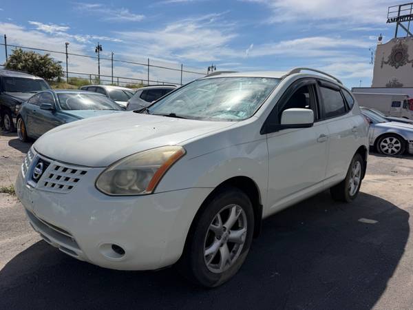 2008 Nissan Rogue S — photo 1