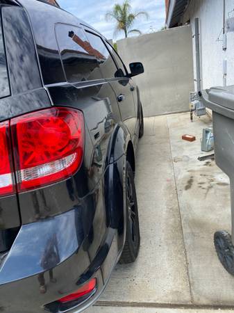 2019 Dodge Journey SE 4dr Front-wheel Drive Automatic — photo 4