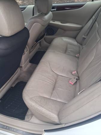 2004 Lexus ES 330 Base 4dr Sedan Automatic — photo 7