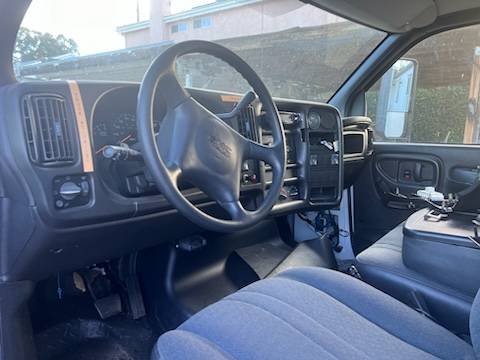 2007 GMC C4500 — photo 4