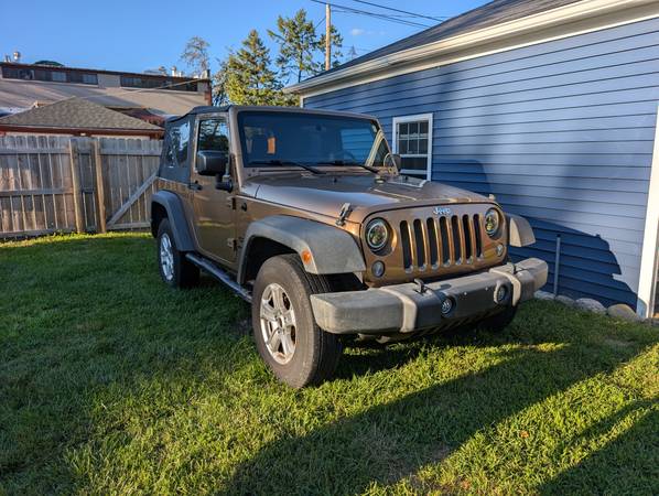 2015 Jeep Wrangler Sport 2dr 4x4 Manual — photo 1