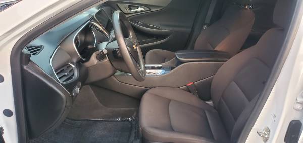 2020 Chevrolet Malibu LT — photo 7