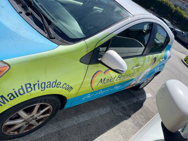 2013 Toyota Prius C One — photo 5