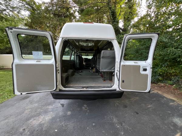 2012 Ford E350 Handicap — photo 6