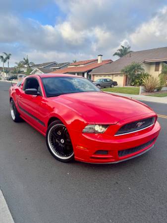 2014 Ford Mustang GT 2dr Coupe Manual — photo 1
