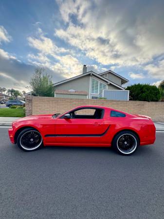 2014 Ford Mustang GT 2dr Coupe Manual — photo 8