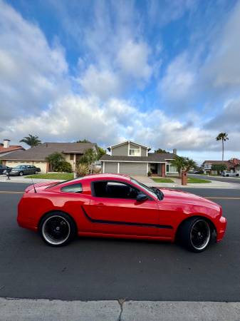2014 Ford Mustang GT 2dr Coupe Manual — photo 4