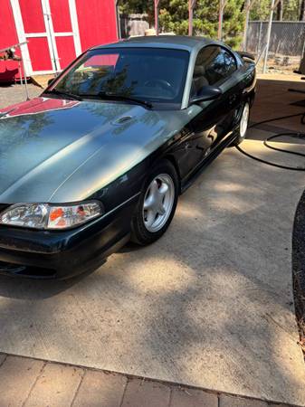 1998 Ford Mustang GT 2dr Fastback — photo 3
