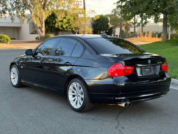 2010 BMW 328 i — photo 7