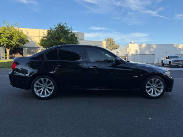 2010 BMW 328 i — photo 4