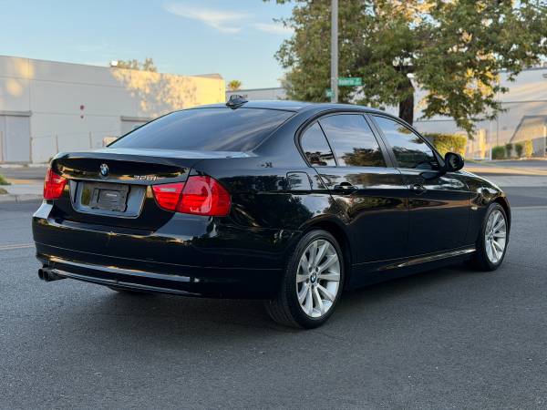 2010 BMW 328 i — photo 5