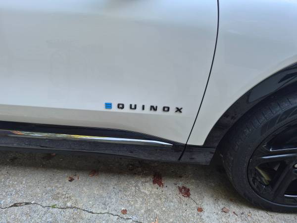 2024 Chevrolet Equinox EV RS w 0RP 4dr Automatic — photo 5