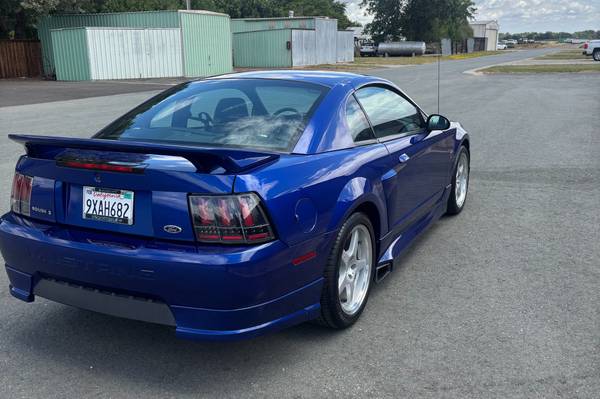 2002 Ford Mustang GT 2dr Coupe Manual — photo 3