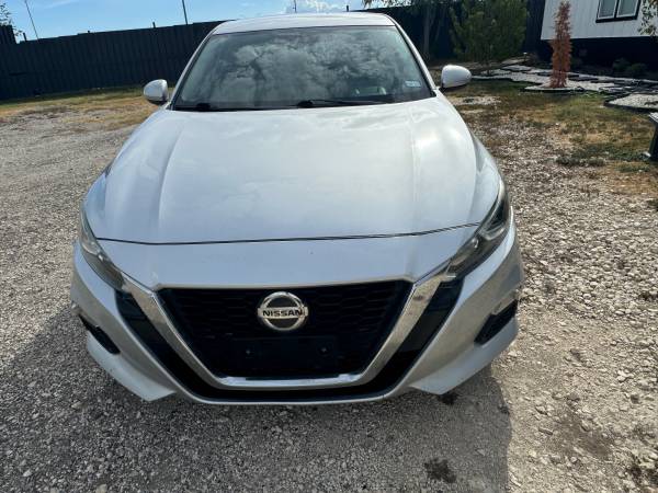 2019 Nissan Altima 2.5 S 4dr All-wheel Drive Sedan CVT — photo 3