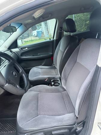 2008 Chevrolet Impala SS 4dr Sedan Automatic — photo 5