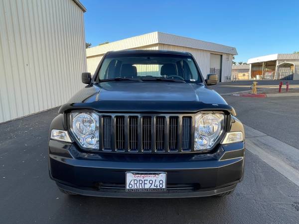 2011 Jeep Liberty Sport 4dr 4x4 Automatic — photo 8