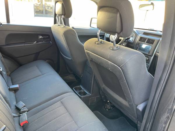 2011 Jeep Liberty Sport 4dr 4x4 Automatic — photo 12