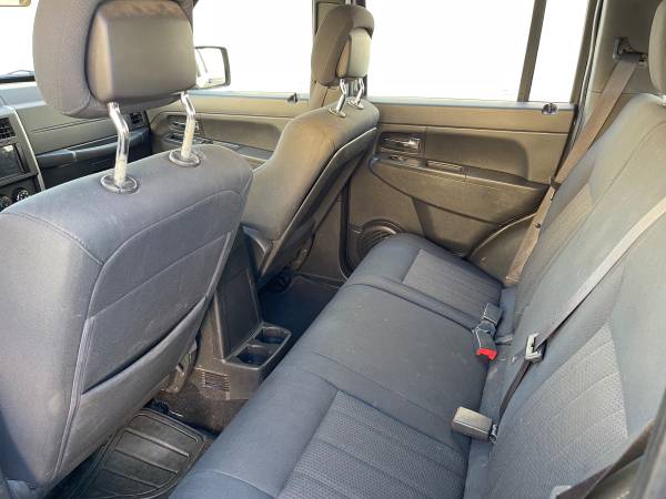 2011 Jeep Liberty Sport 4dr 4x4 Automatic — photo 11