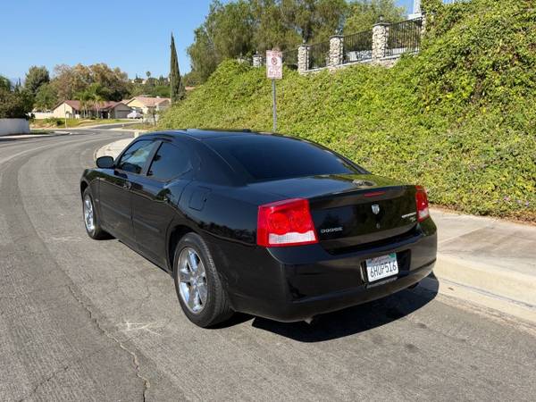 2009 Dodge Charger R/T 4dr All-wheel Drive Sedan Automatic — photo 3