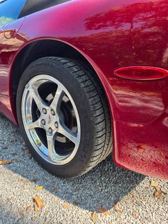 2000 Chevrolet Corvette Base 2dr Coupe Manual — photo 5