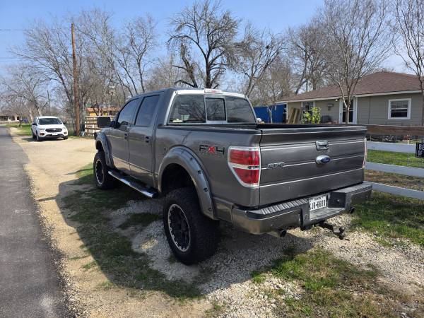 2009 Ford F-150 FX4 — photo 2