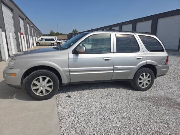 2004 Buick Rainier CXL Plus All-wheel Drive Automatic — photo 5
