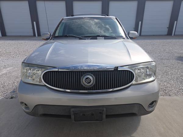 2004 Buick Rainier CXL Plus All-wheel Drive Automatic — photo 2