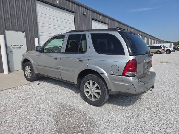 2004 Buick Rainier CXL Plus All-wheel Drive Automatic — photo 6