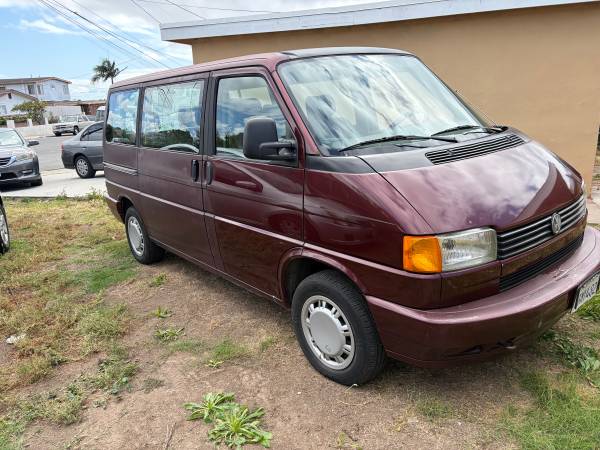 1993 Volkswagen Eurovan Base 3dr GL Mini-Van — photo 2