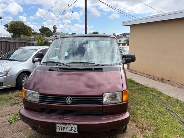 1993 Volkswagen Eurovan Base 3dr GL Mini-Van — photo 1