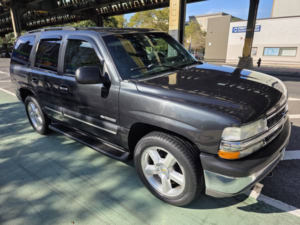 2003 Chevrolet Tahoe LS — photo 1