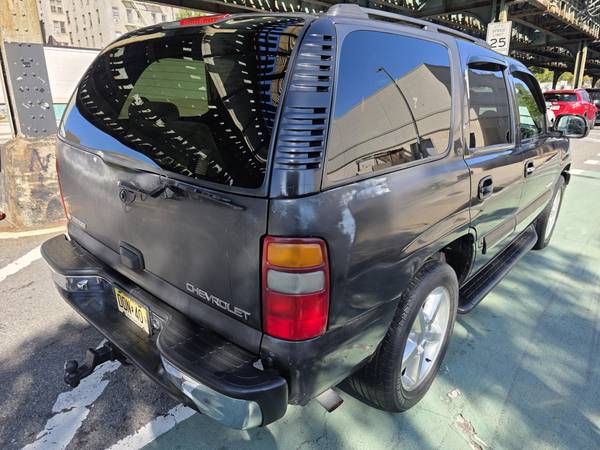 2003 Chevrolet Tahoe LS — photo 3