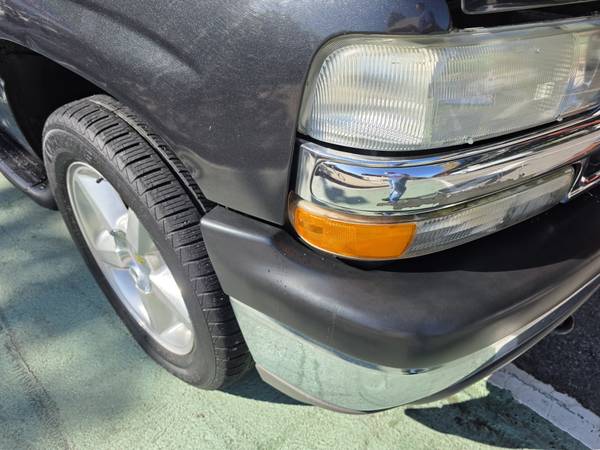 2003 Chevrolet Tahoe LS — photo 6