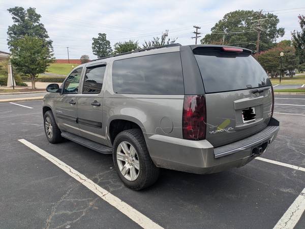 2008 GMC Yukon XL 1500 SLT 4x4 Automatic — photo 4