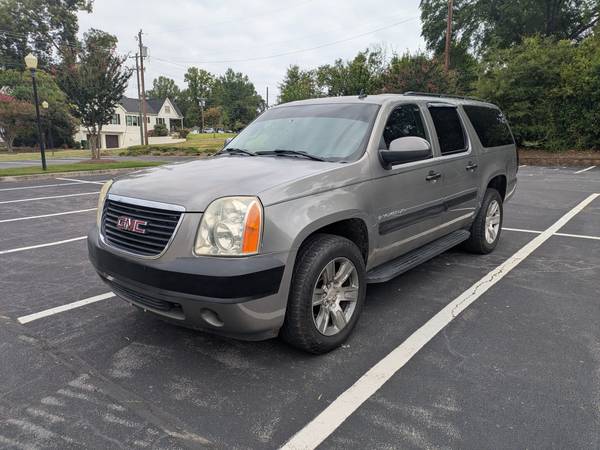 2008 GMC Yukon XL 1500 SLT 4x4 Automatic — photo 2