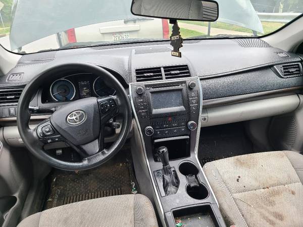2016 Toyota Camry SE 4dr Sedan Automatic — photo 8