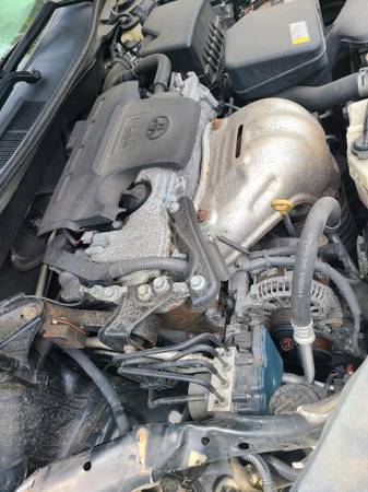 2016 Toyota Camry SE 4dr Sedan Automatic — photo 10