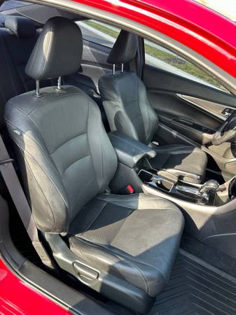 2017 Honda Accord EX-L V6 4dr Sedan Automatic — photo 12