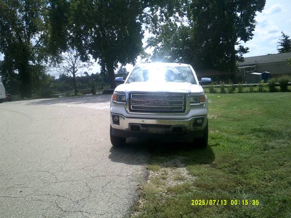 2014 GMC Sierra 1500 SLT 4x2 Double Cab 6.6 ft. box 143.5 in. WB Automatic — photo 3