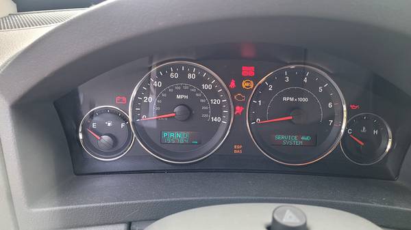 2007 Jeep Grand Cherokee Overland 4dr 4x2 Automatic — photo 10
