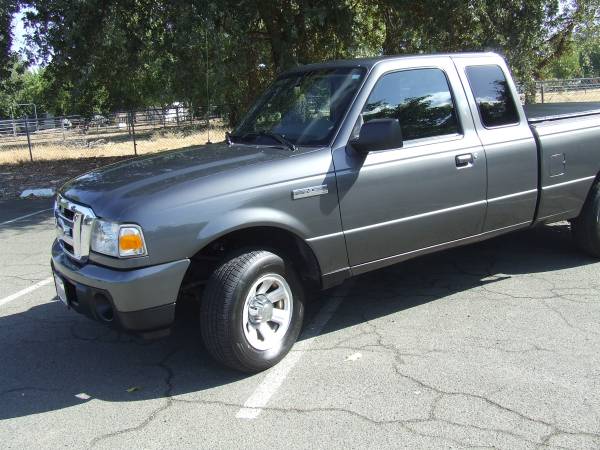 2009 Ford Ranger XLT 2dr 4x4 Super Cab Styleside 6 ft. box 125.9 in. WB Manual — photo 2
