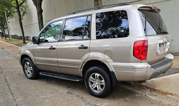 2005 Honda Pilot LX 4dr 4x4 Sport Utility Automatic — photo 4