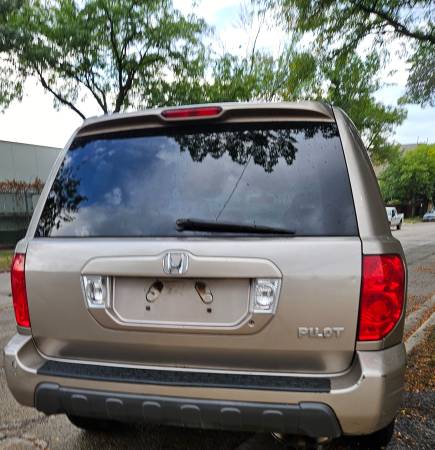 2005 Honda Pilot LX 4dr 4x4 Sport Utility Automatic — photo 6