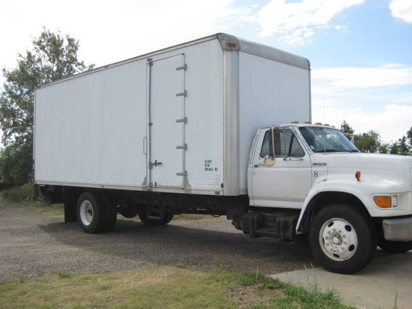 1999 Ford F800 Valve — photo 3